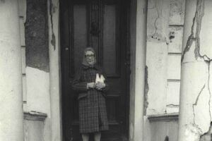 Partial collapse of balcony at 10 Tolmers Square, 1973